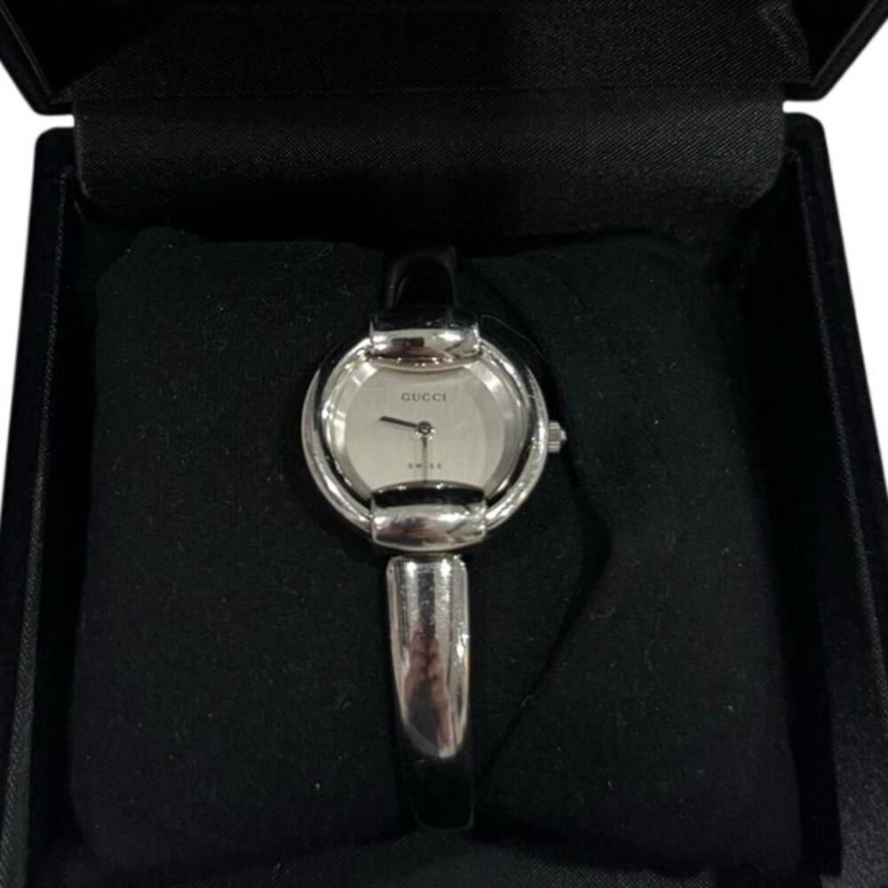 Gucci 1400L Silver Quartz Watch - Picture 2 of 12